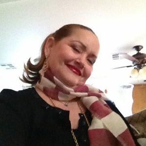 Meet your Posher, Angela